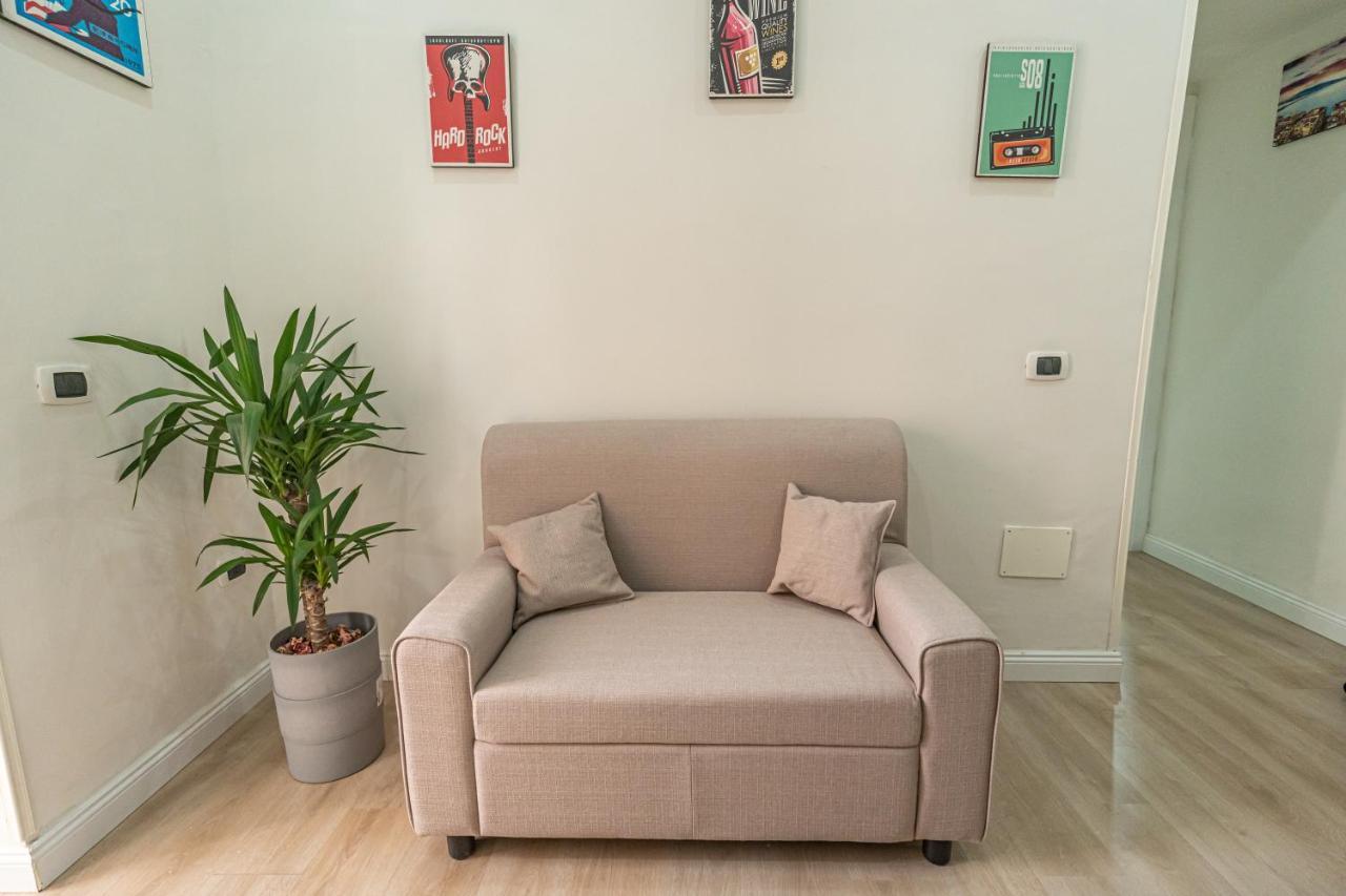 נאפולי Casa Vacanze Decumano 18 מראה חיצוני תמונה