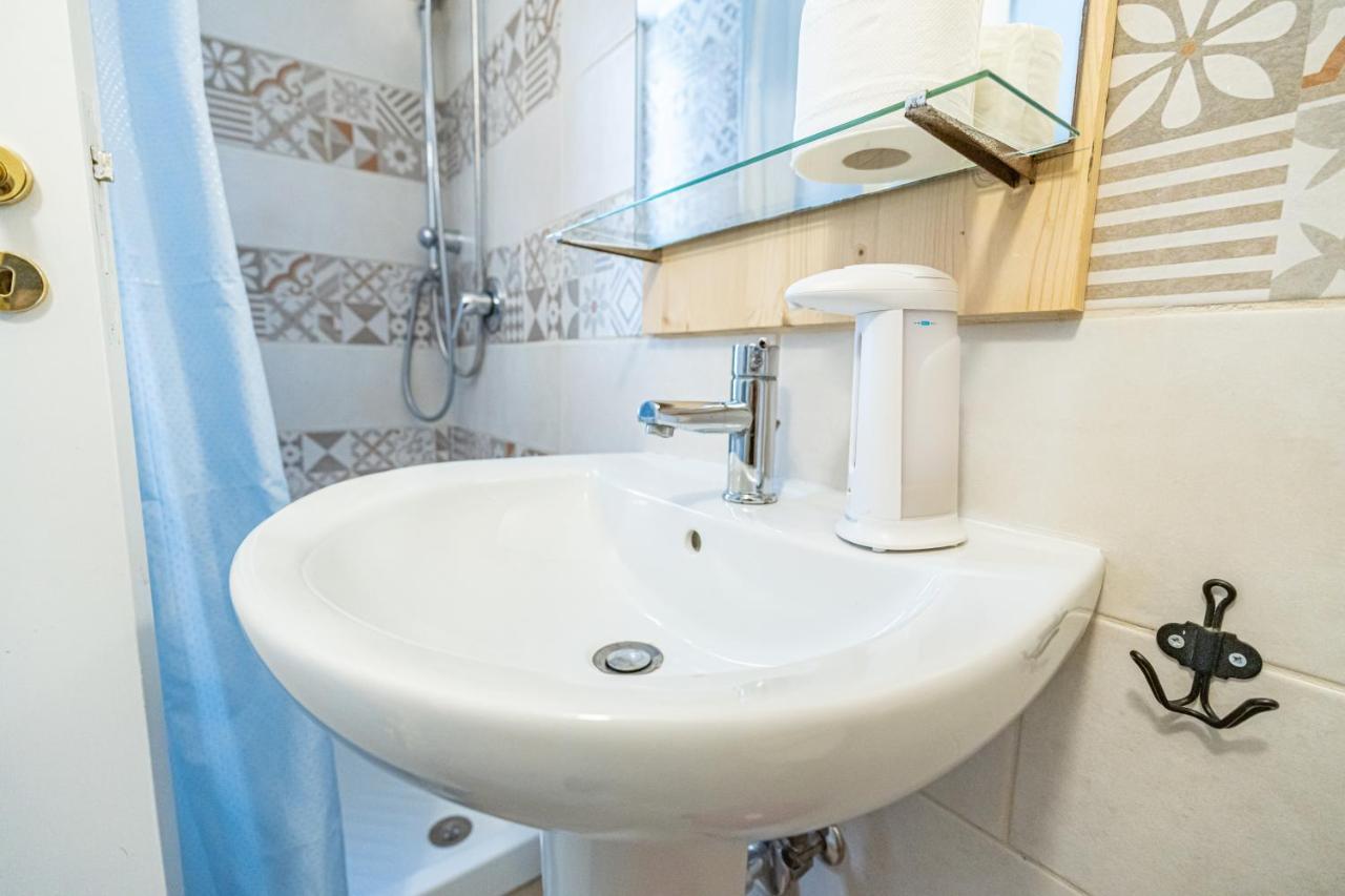 נאפולי Casa Vacanze Decumano 18 מראה חיצוני תמונה